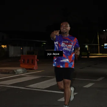 Runner Photo 6052108