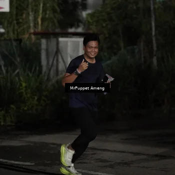Runner Photo 6052109