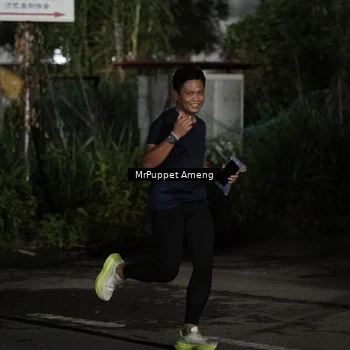 Runner Photo 6052111