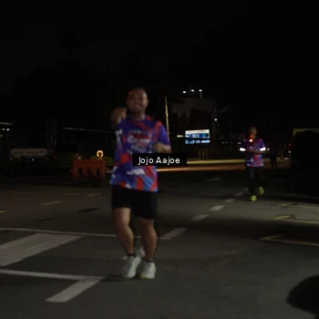 Runner Photo 6052116