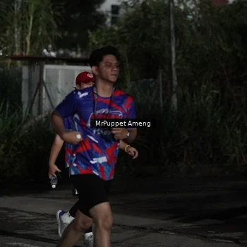 Runner Photo 6052128