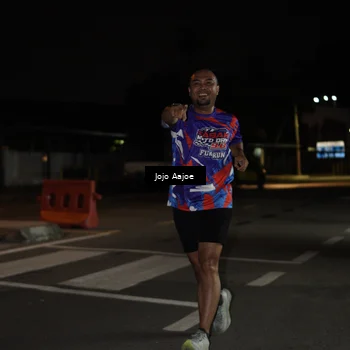 Runner Photo 6052152