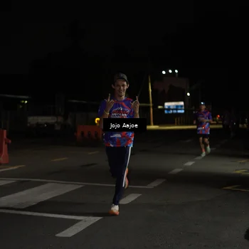 Runner Photo 6052309