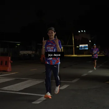 Runner Photo 6052318