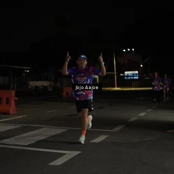 Runner Photo 6052390