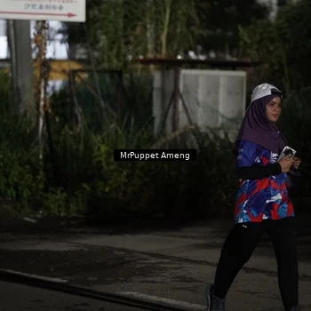 Runner Photo 6052392