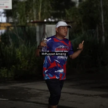 Runner Photo 6052393
