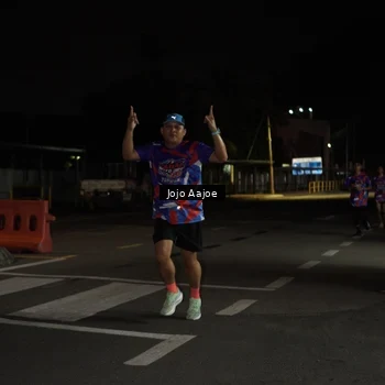 Runner Photo 6052397