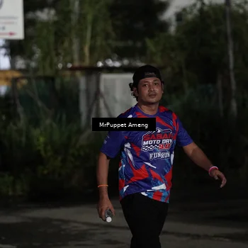Runner Photo 6052415