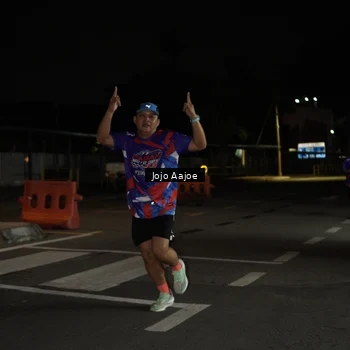 Runner Photo 6052428