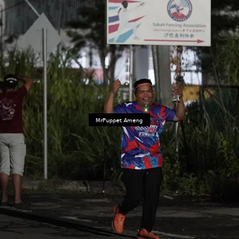 Runner Photo 6052472