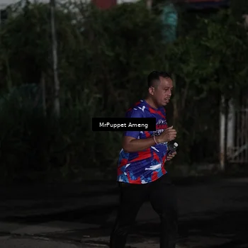 Runner Photo 6052501