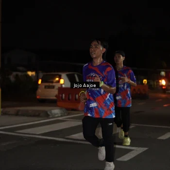 Runner Photo 6052724
