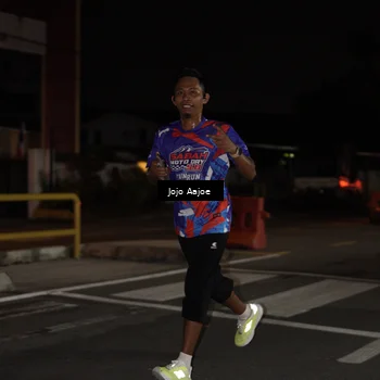 Runner Photo 6052773