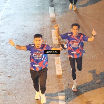 Runner Photo 6052848