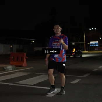 Runner Photo 6052999