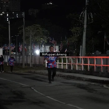Runner Photo 6053045