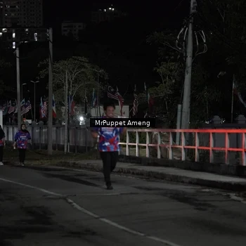 Runner Photo 6053046