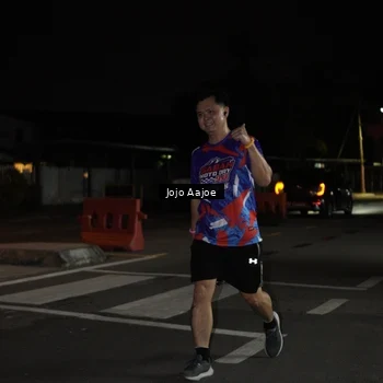 Runner Photo 6053049