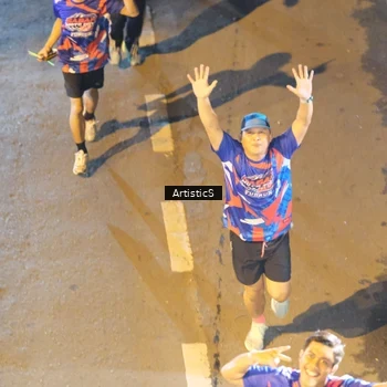Runner Photo 6053062