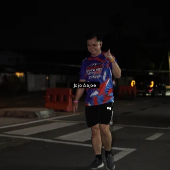 Runner Photo 6053068