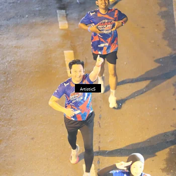 Runner Photo 6053124