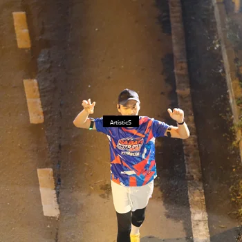Runner Photo 6053142