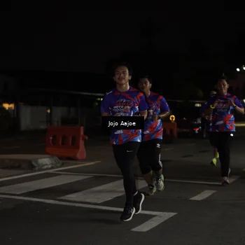 Runner Photo 6053150