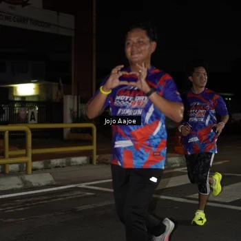 Runner Photo 6053222