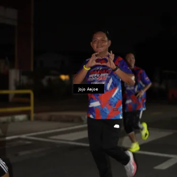 Runner Photo 6053254