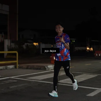 Runner Photo 6053351