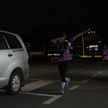 Runner Photo 6053669