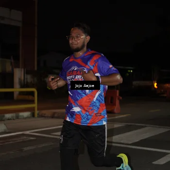 Runner Photo 6053898