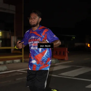 Runner Photo 6053914