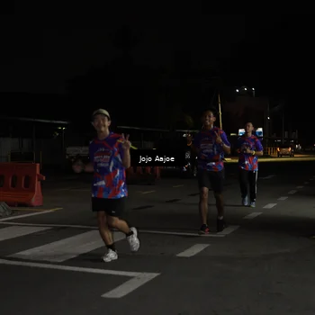 Runner Photo 6053987