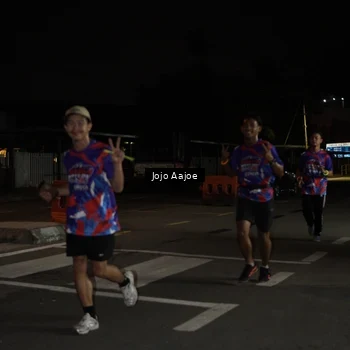Runner Photo 6053998