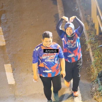 Runner Photo 6054017