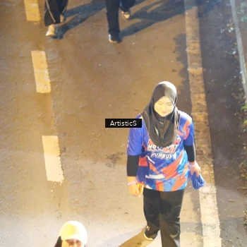 Runner Photo 6054034