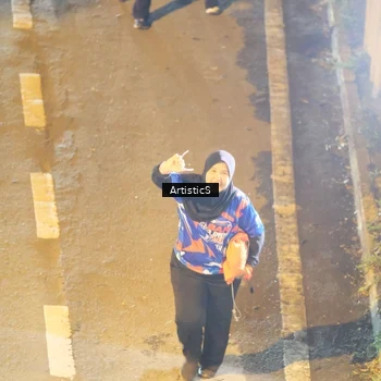 Runner Photo 6054042