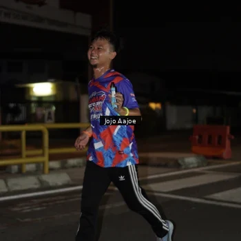 Runner Photo 6054043