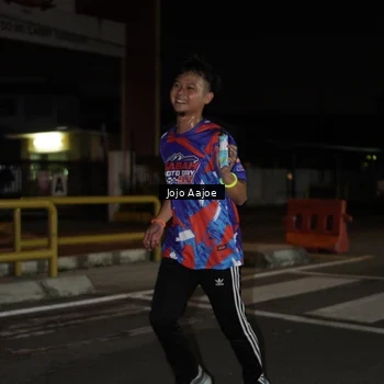 Runner Photo 6054044