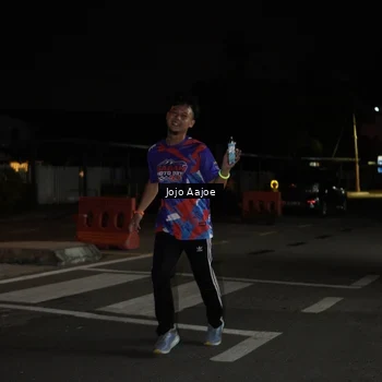 Runner Photo 6054046