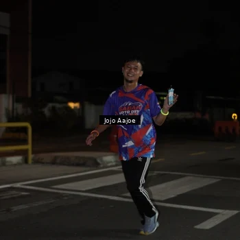 Runner Photo 6054054
