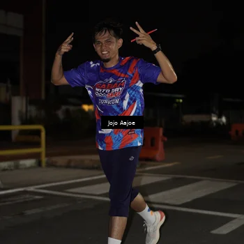 Runner Photo 6054100