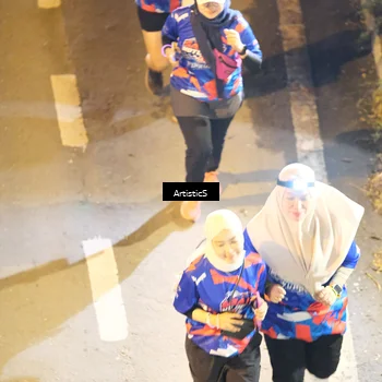 Runner Photo 6054103