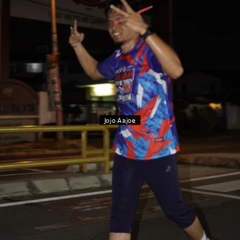 Runner Photo 6054111