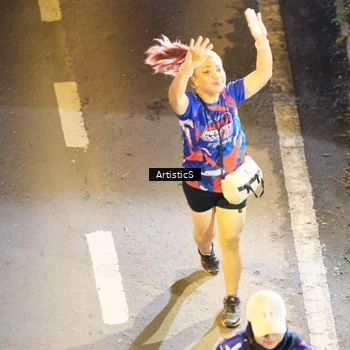 Runner Photo 6054118