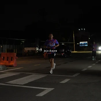 Runner Photo 6054133
