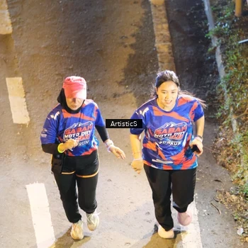 Runner Photo 6054142