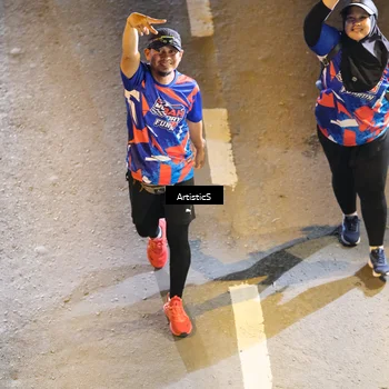 Runner Photo 6054171